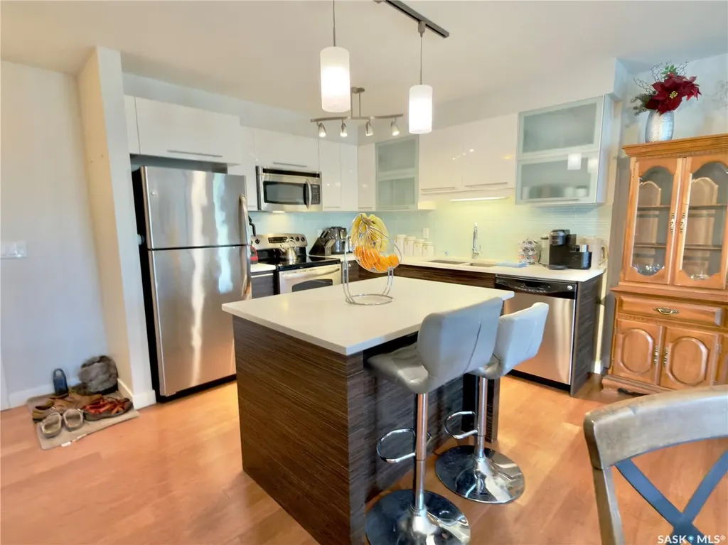 415 Hunter Road Saskatoon SK S7T 1C9