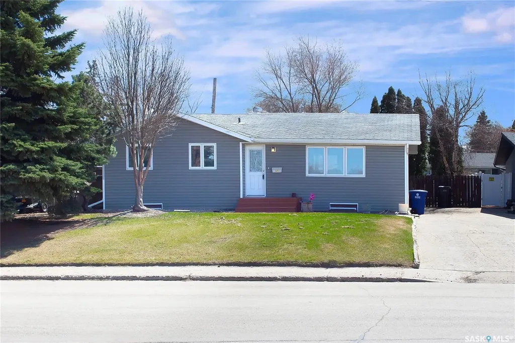 3024 14th Street E Saskatoon SK S7H 0B4