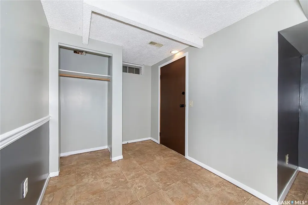 3024 14th Street E Saskatoon SK S7H 0B4