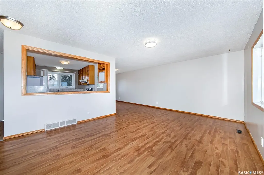 3024 14th Street E Saskatoon SK S7H 0B4