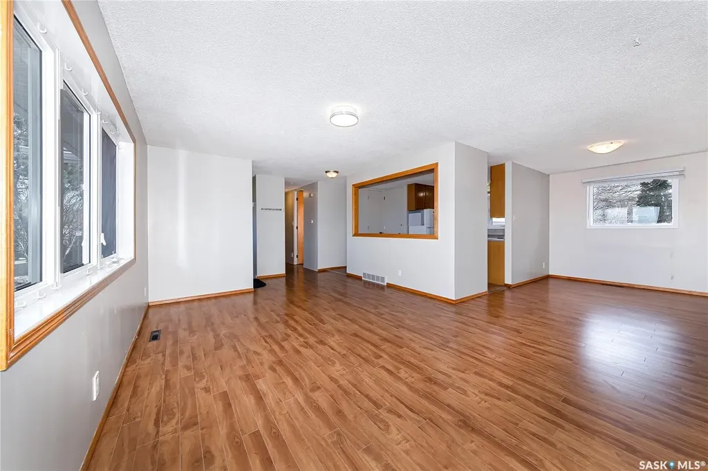 3024 14th Street E Saskatoon SK S7H 0B4