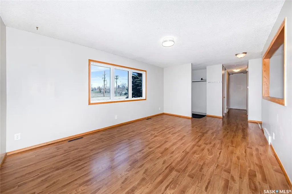 3024 14th Street E Saskatoon SK S7H 0B4