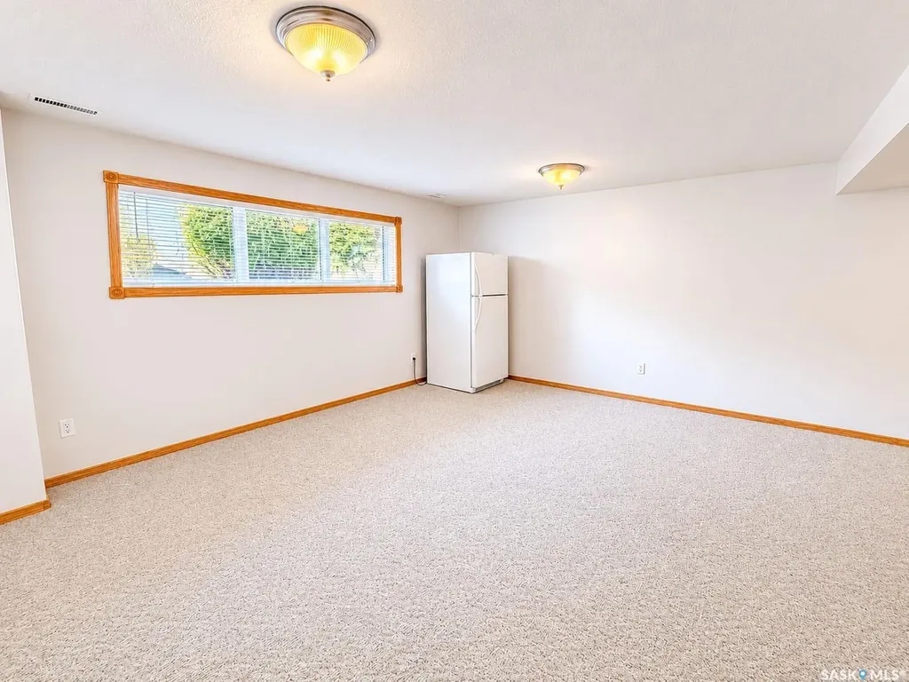 761 3rd Street E Prince Albert SK S6V 0H7