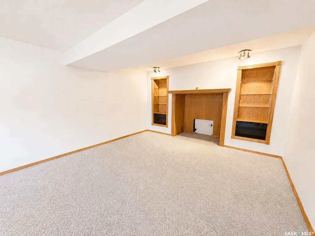 761 3rd Street E Prince Albert SK S6V 0H7
