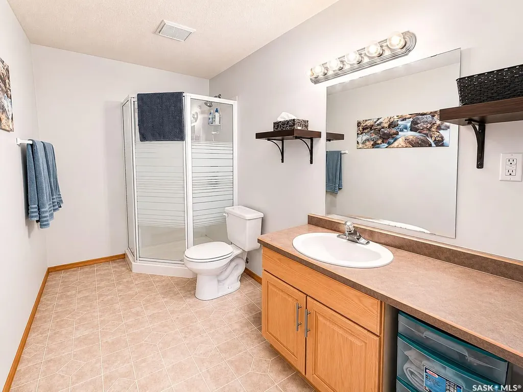 761 3rd Street E Prince Albert SK S6V 0H7