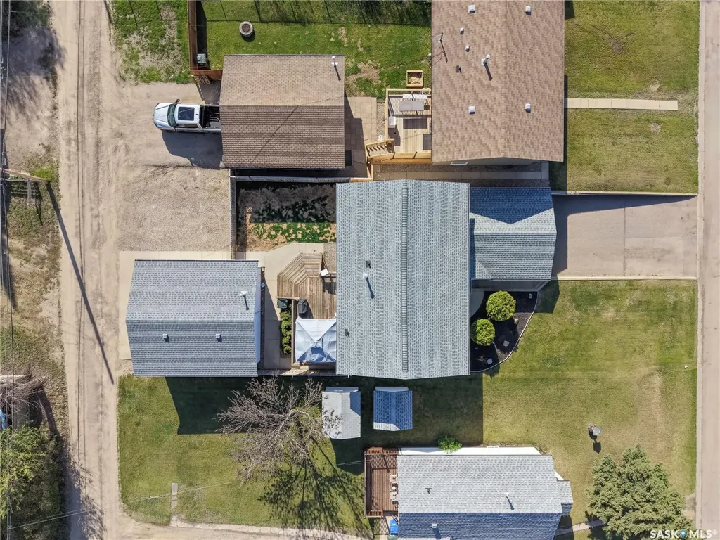 761 3rd Street E Prince Albert SK S6V 0H7