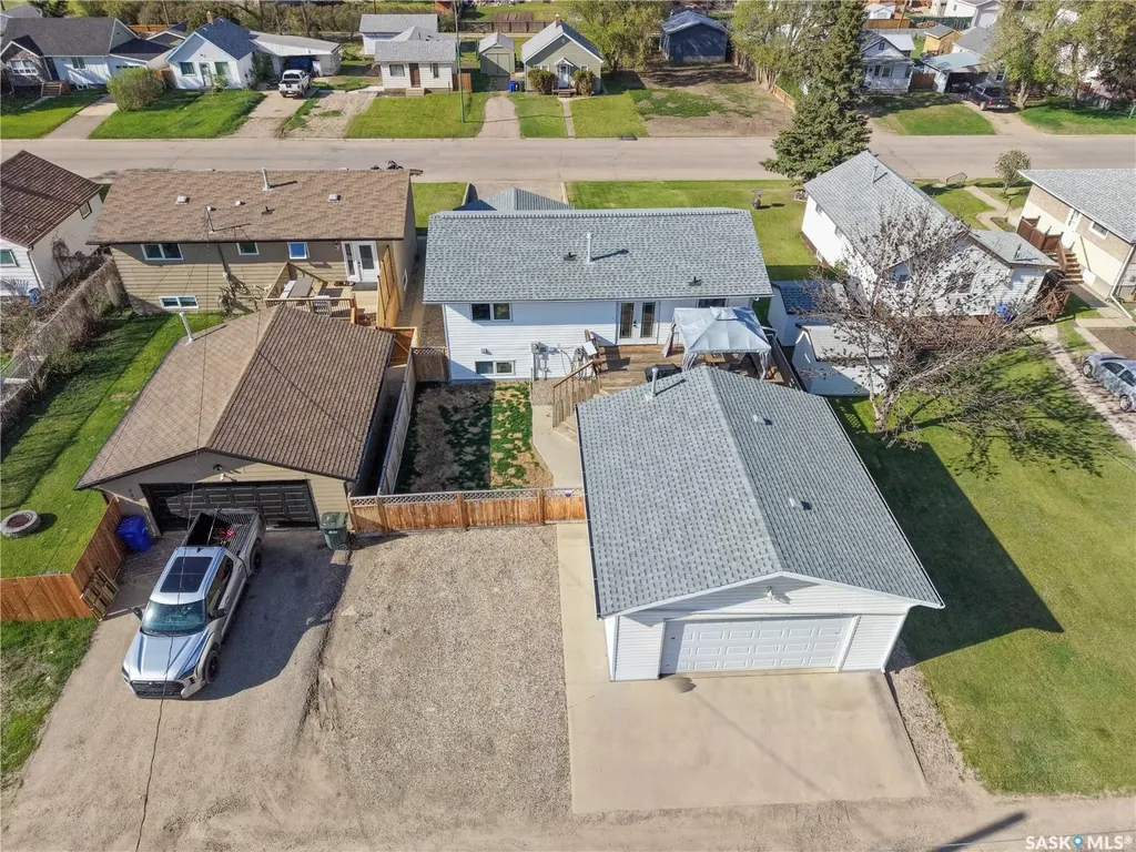 761 3rd Street E Prince Albert SK S6V 0H7