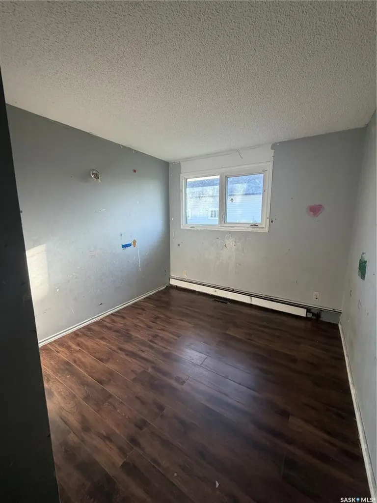 318 25th Street E Prince Albert SK S6V 1T1