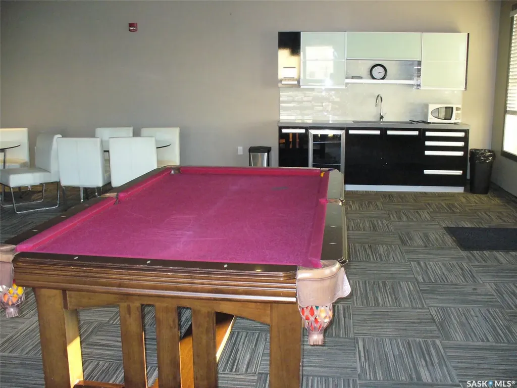 1610 Dakota Drive Regina SK S4W 0Z5