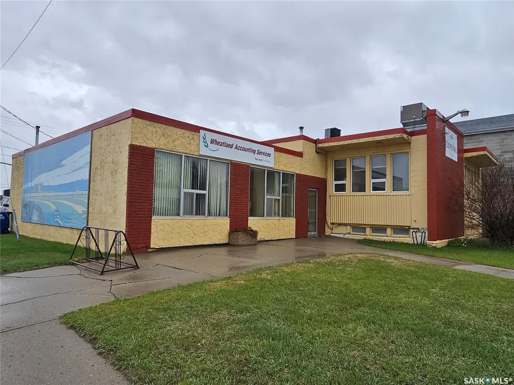 206 2nd Avenue W Unity SK S0K 4L0