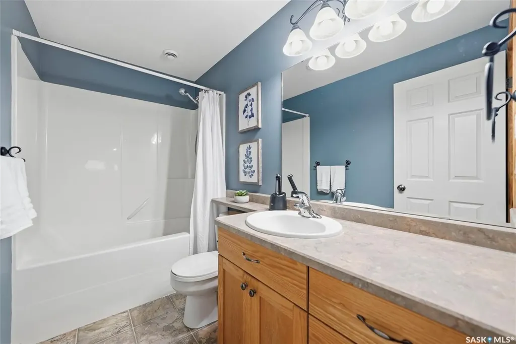 122 Meadowlark Park Warman SK S0K 0A1