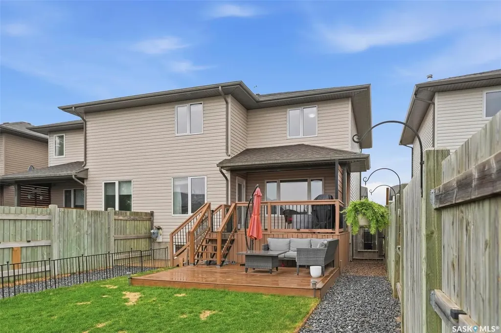 122 Meadowlark Park Warman SK S0K 0A1