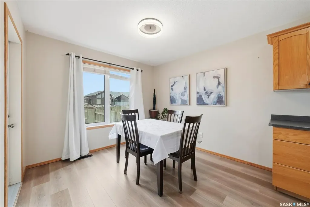 122 Meadowlark Park Warman SK S0K 0A1