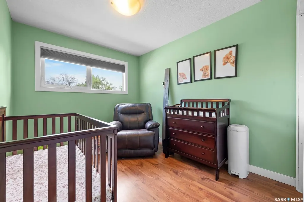 2 Pleasantview Bay Regina SK S4R 5H3