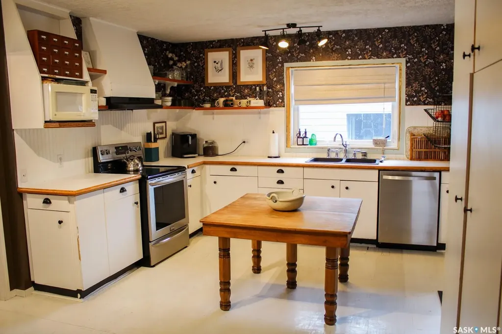 513 Crawford Avenue W Melfort SK S0E 1A0