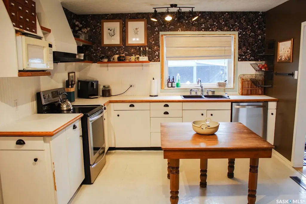 513 Crawford Avenue W Melfort SK S0E 1A0