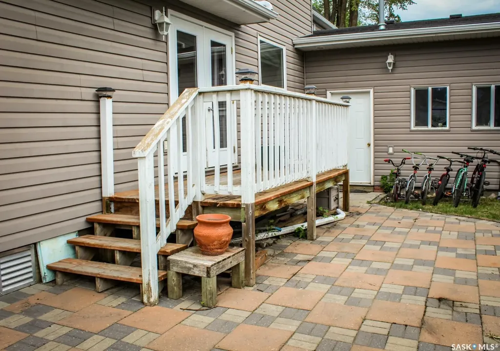 513 Crawford Avenue W Melfort SK S0E 1A0