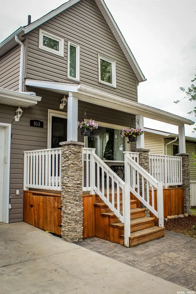 513 Crawford Avenue W Melfort SK S0E 1A0
