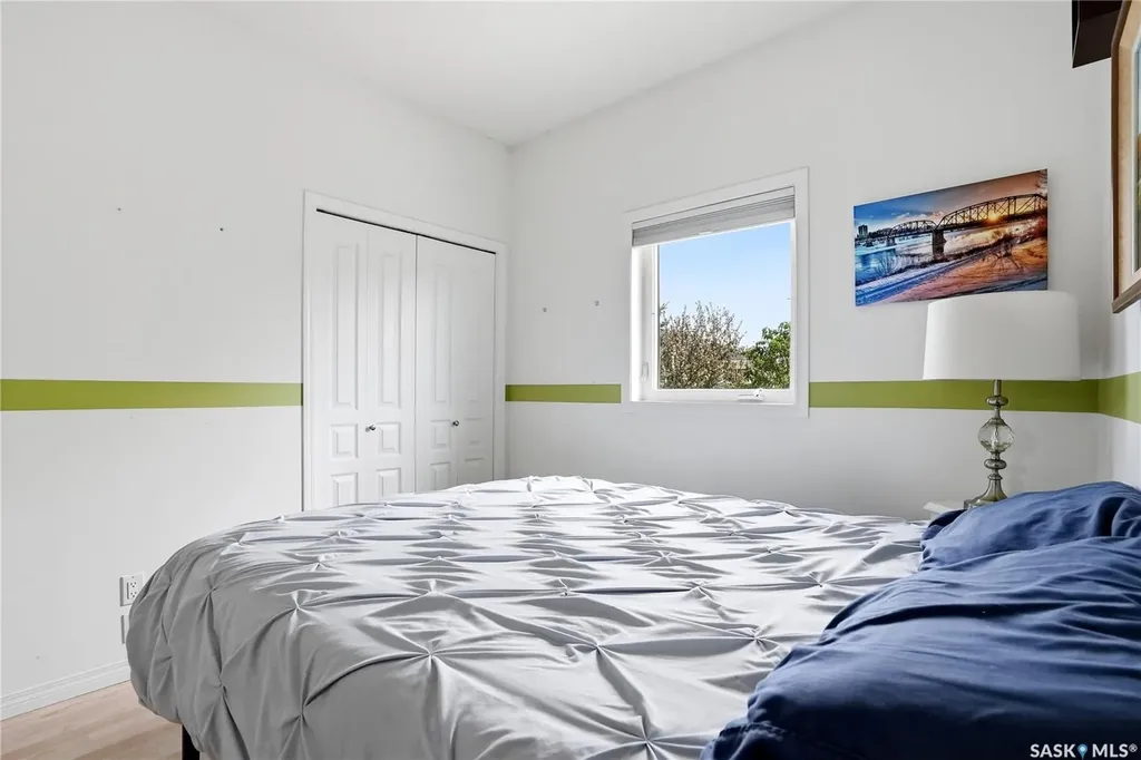 206 Carr Lane Saskatoon SK S7S 1M3