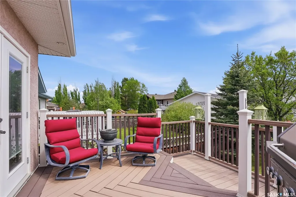 206 Carr Lane Saskatoon SK S7S 1M3