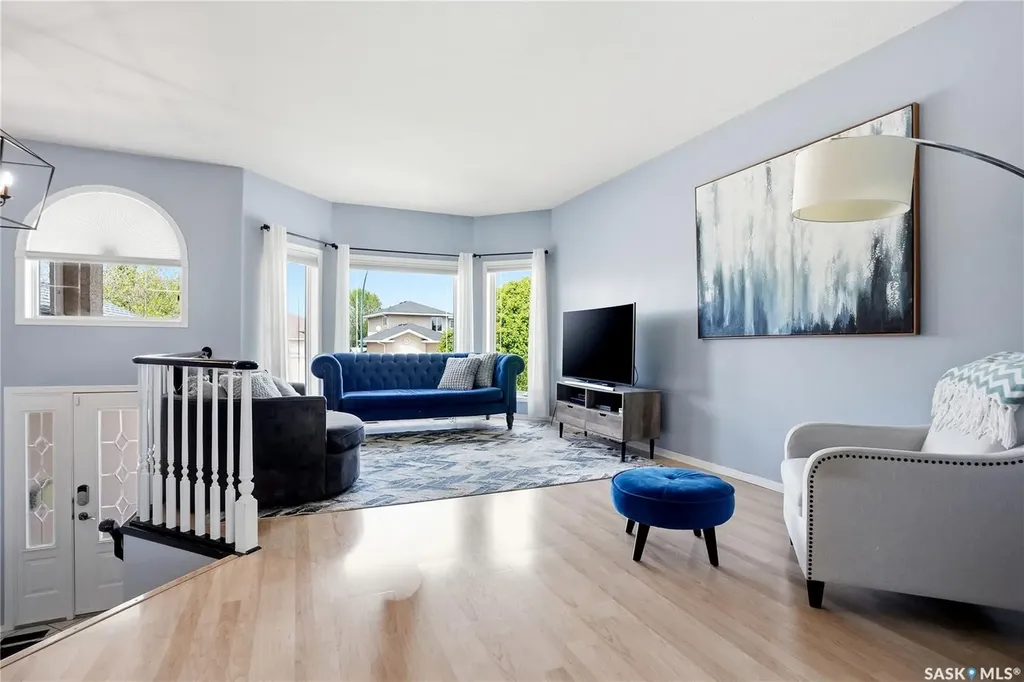 206 Carr Lane Saskatoon SK S7S 1M3
