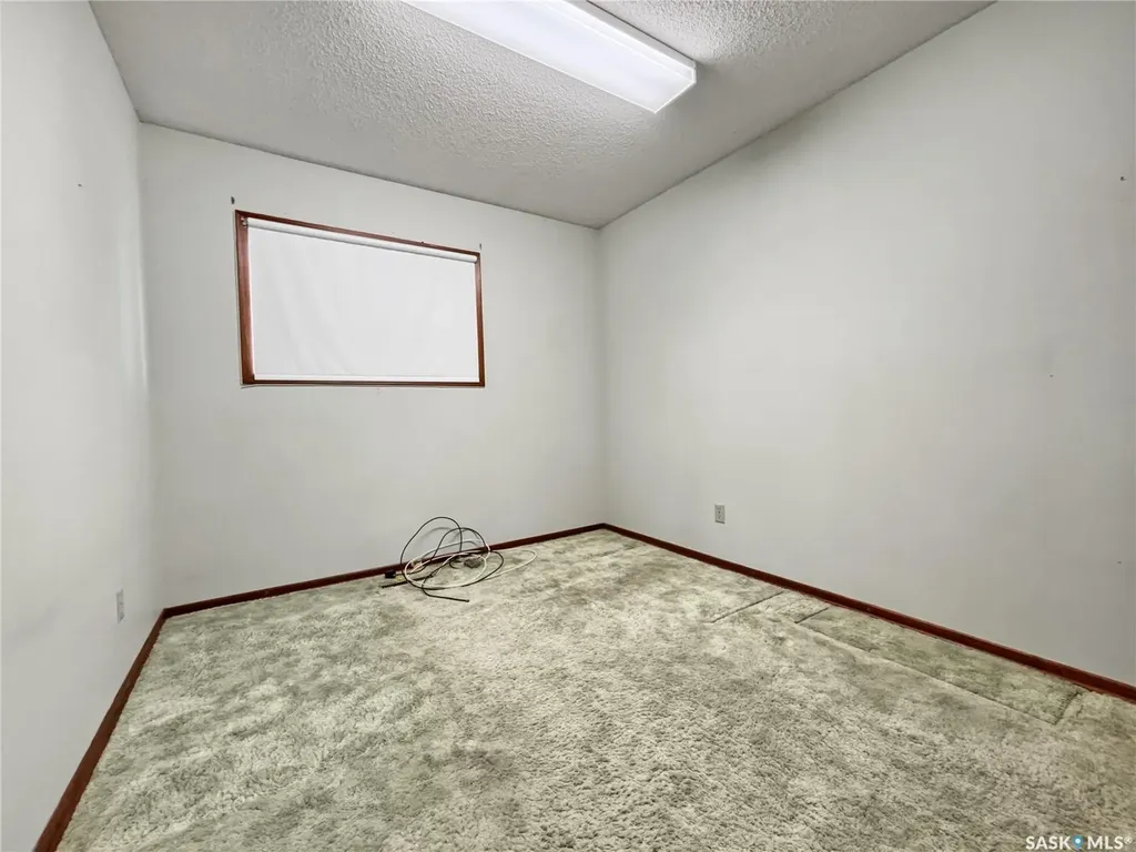 2606 37th Street W Saskatoon SK S7L 4E8