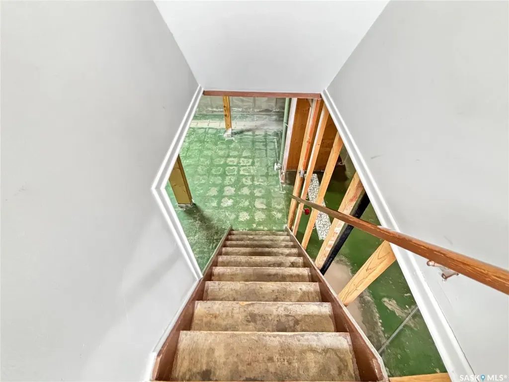 2606 37th Street W Saskatoon SK S7L 4E8