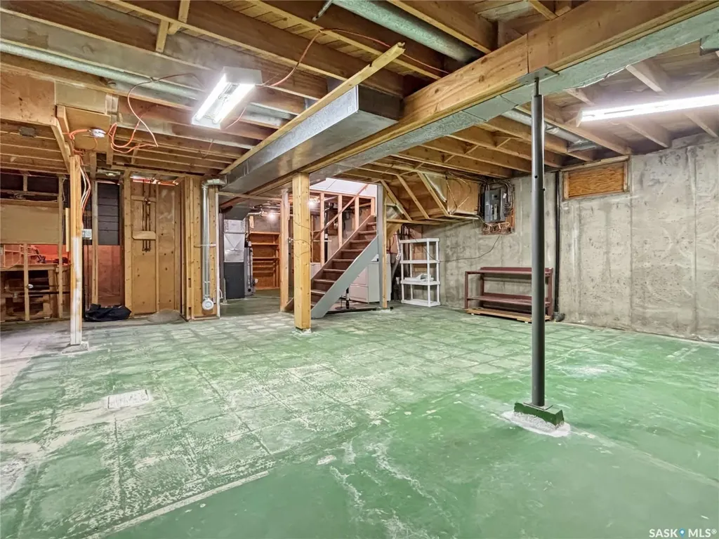 2606 37th Street W Saskatoon SK S7L 4E8