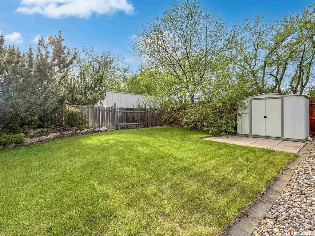 2606 37th Street W Saskatoon SK S7L 4E8