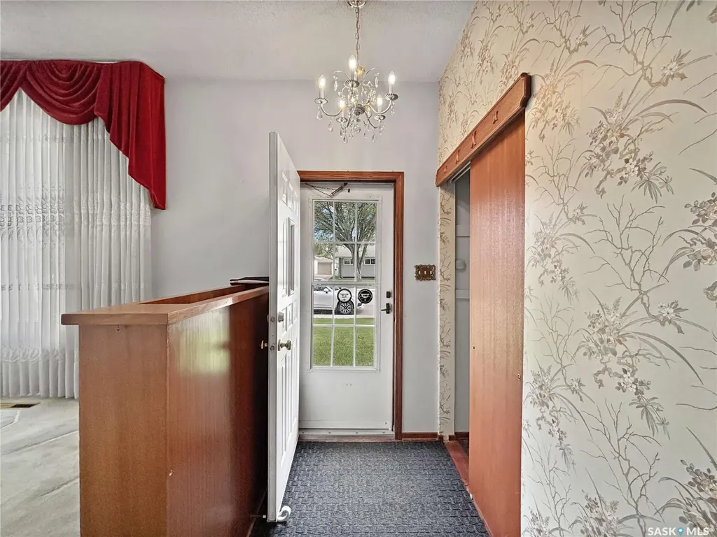 2606 37th Street W Saskatoon SK S7L 4E8