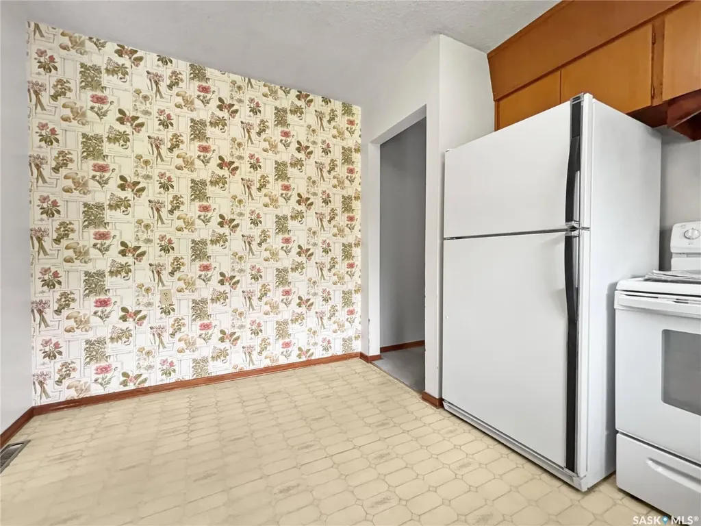 2606 37th Street W Saskatoon SK S7L 4E8