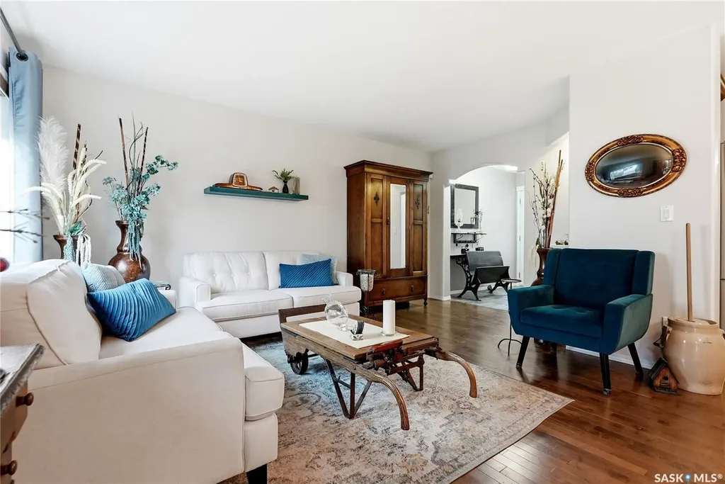 110 Dulmage Crescent Saskatoon SK S7T 0C7