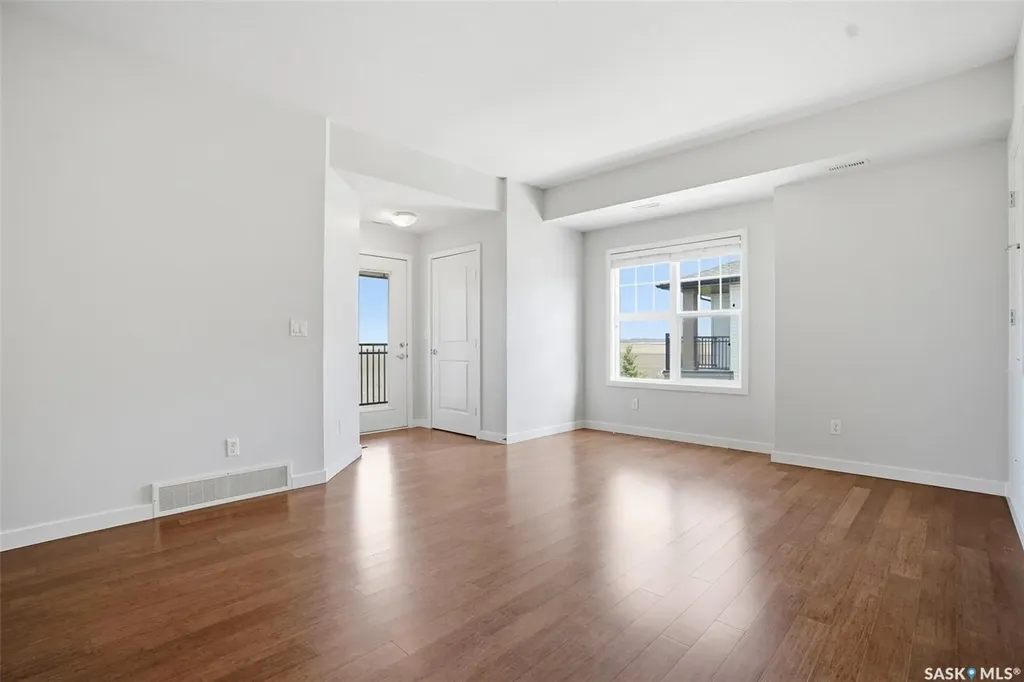 1015 Patrick Crescent Saskatoon SK S7W 0M1