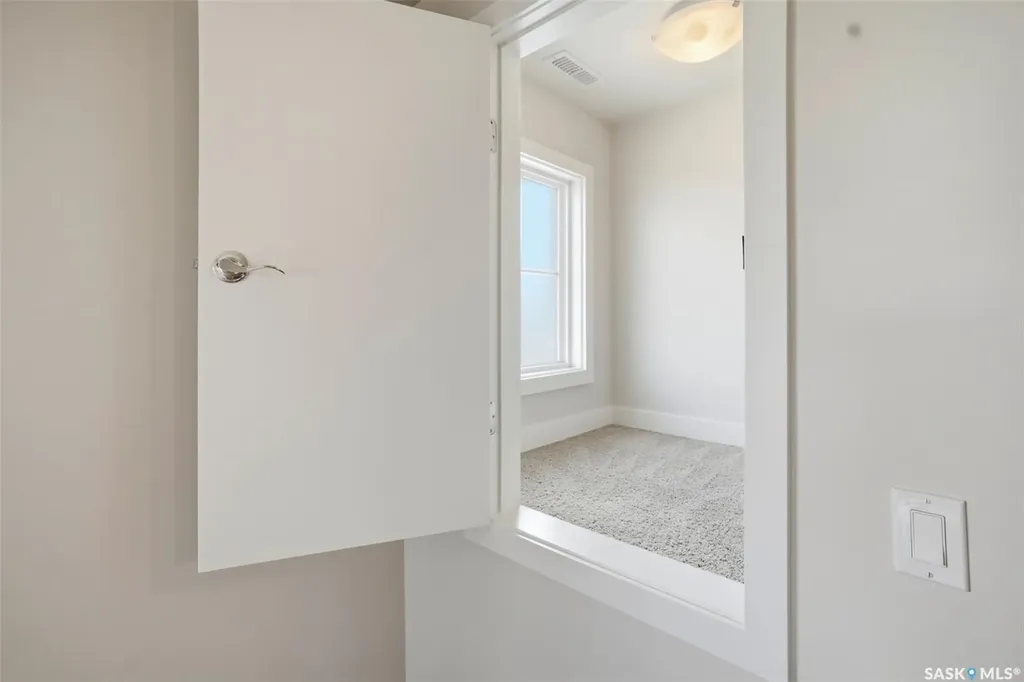 1015 Patrick Crescent Saskatoon SK S7W 0M1