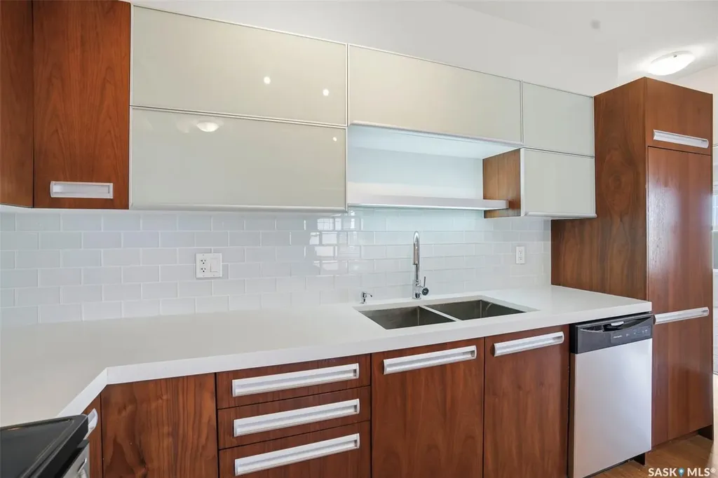 1015 Patrick Crescent Saskatoon SK S7W 0M1