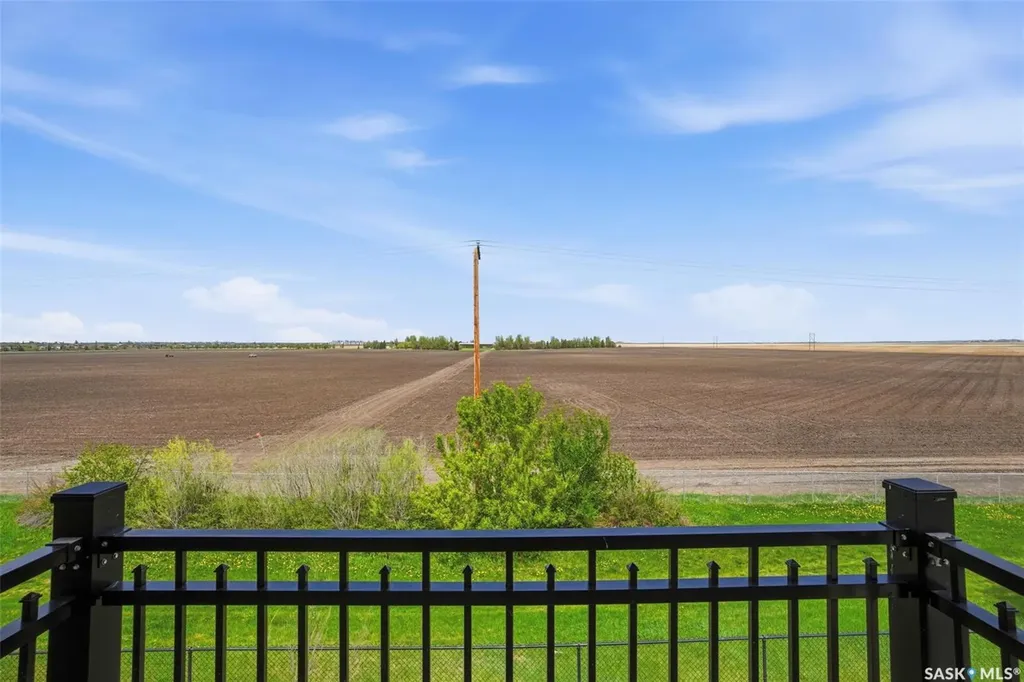 1015 Patrick Crescent Saskatoon SK S7W 0M1