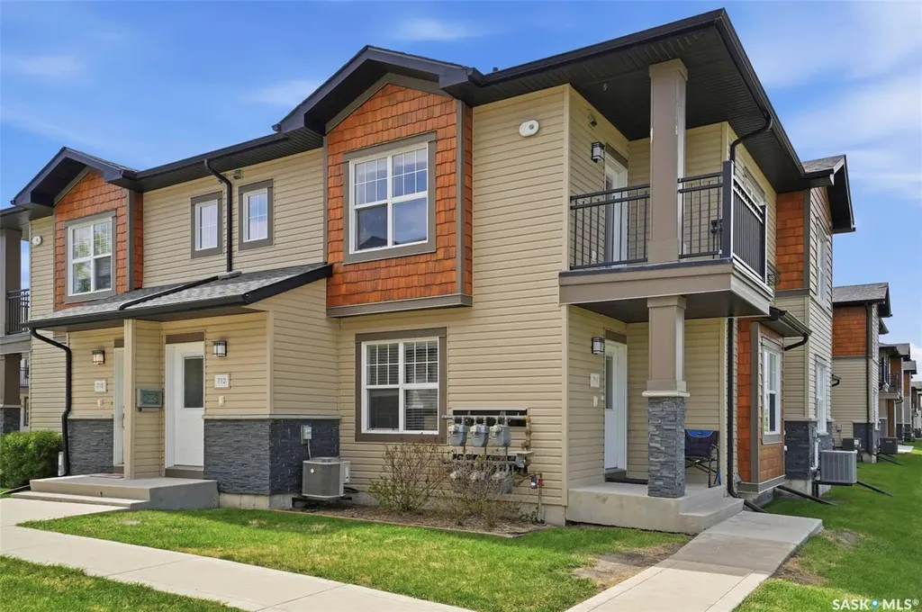 1015 Patrick Crescent Saskatoon SK S7W 0M1
