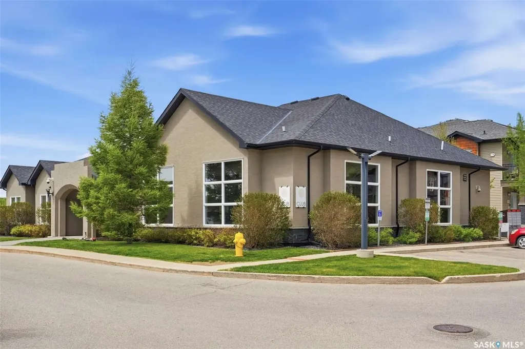 1015 Patrick Crescent Saskatoon SK S7W 0M1