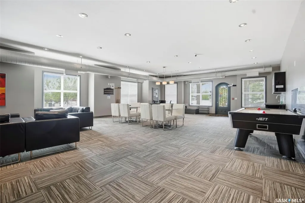 1015 Patrick Crescent Saskatoon SK S7W 0M1