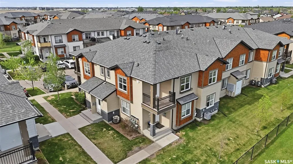 1015 Patrick Crescent Saskatoon SK S7W 0M1