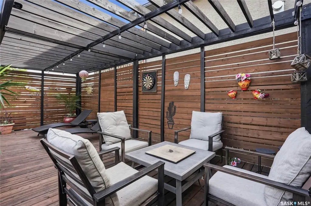707 Sauer Crescent Saskatoon SK S7W 0J8