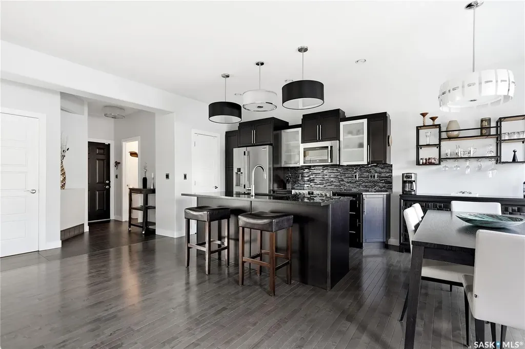 707 Sauer Crescent Saskatoon SK S7W 0J8
