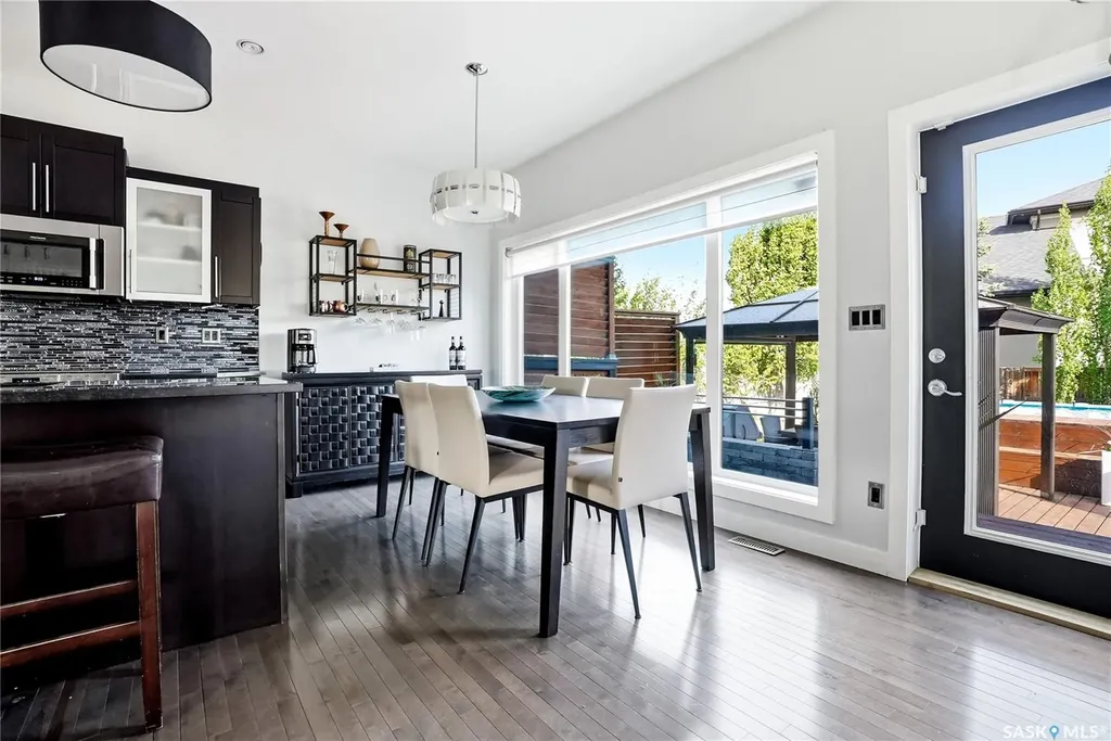 707 Sauer Crescent Saskatoon SK S7W 0J8