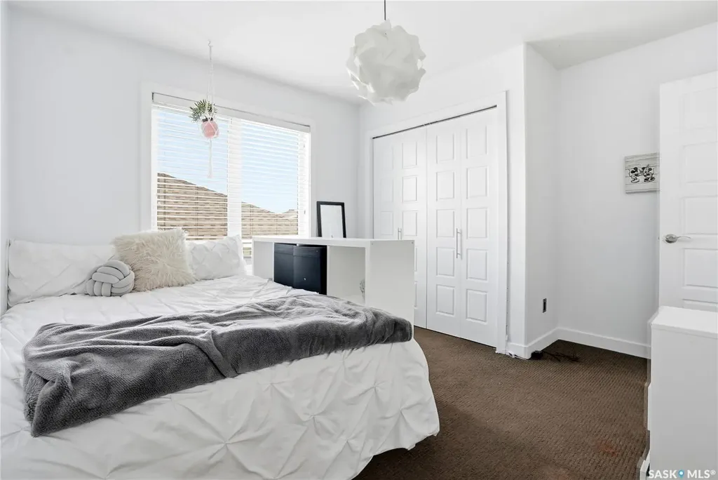 707 Sauer Crescent Saskatoon SK S7W 0J8