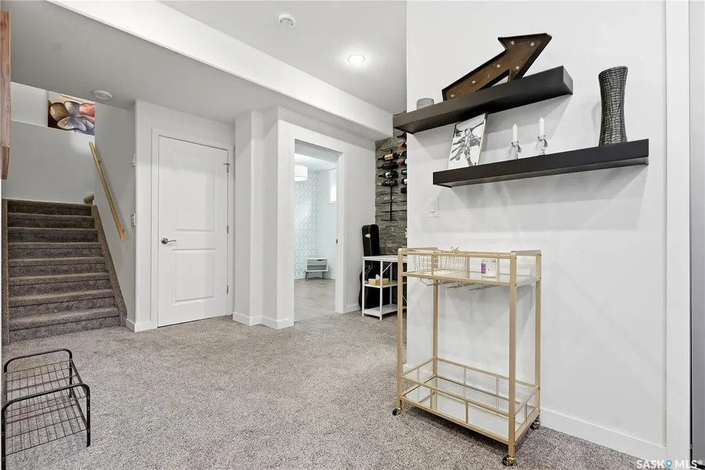 707 Sauer Crescent Saskatoon SK S7W 0J8