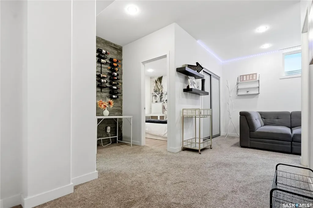 707 Sauer Crescent Saskatoon SK S7W 0J8
