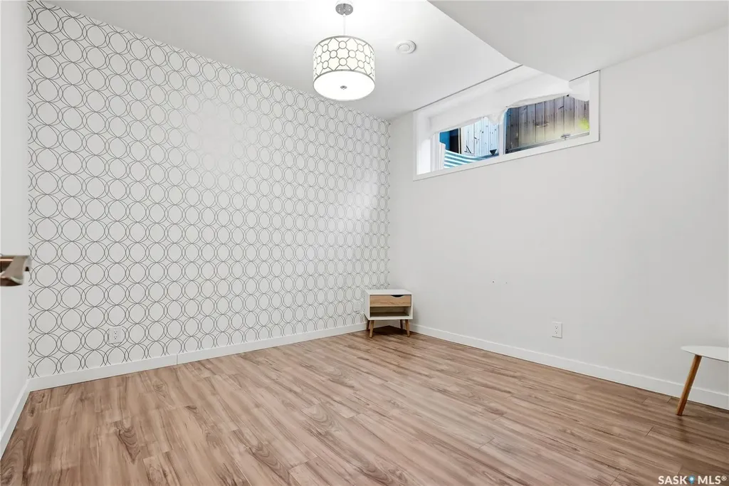 707 Sauer Crescent Saskatoon SK S7W 0J8