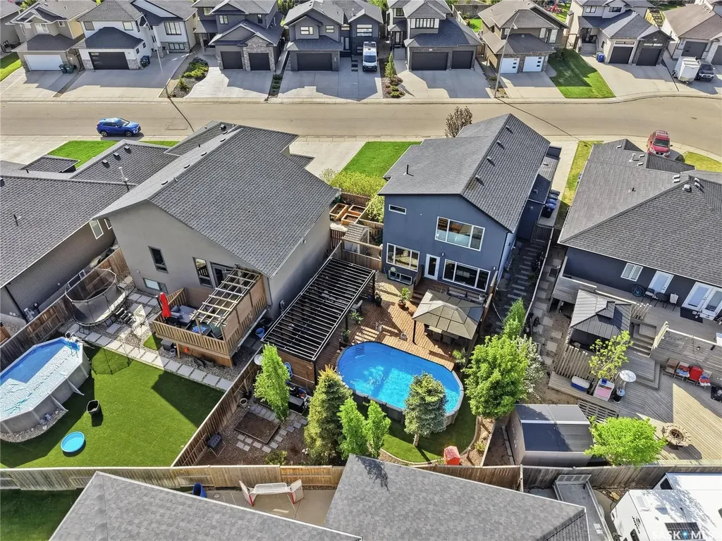 707 Sauer Crescent Saskatoon SK S7W 0J8