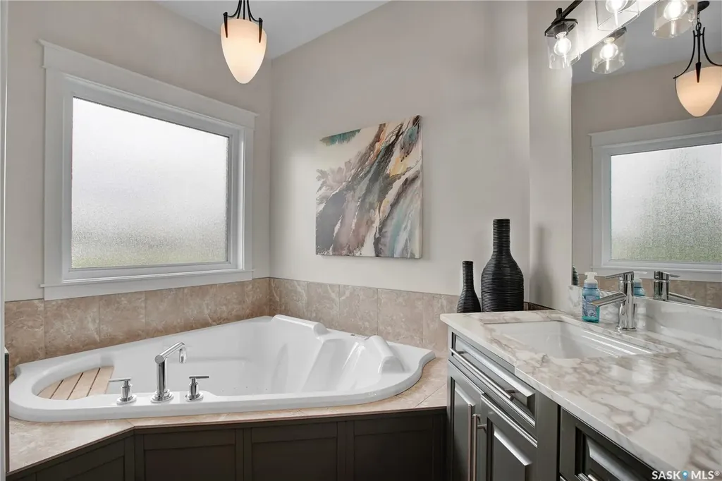 428 Faldo Crescent Warman SK S0K 4S1