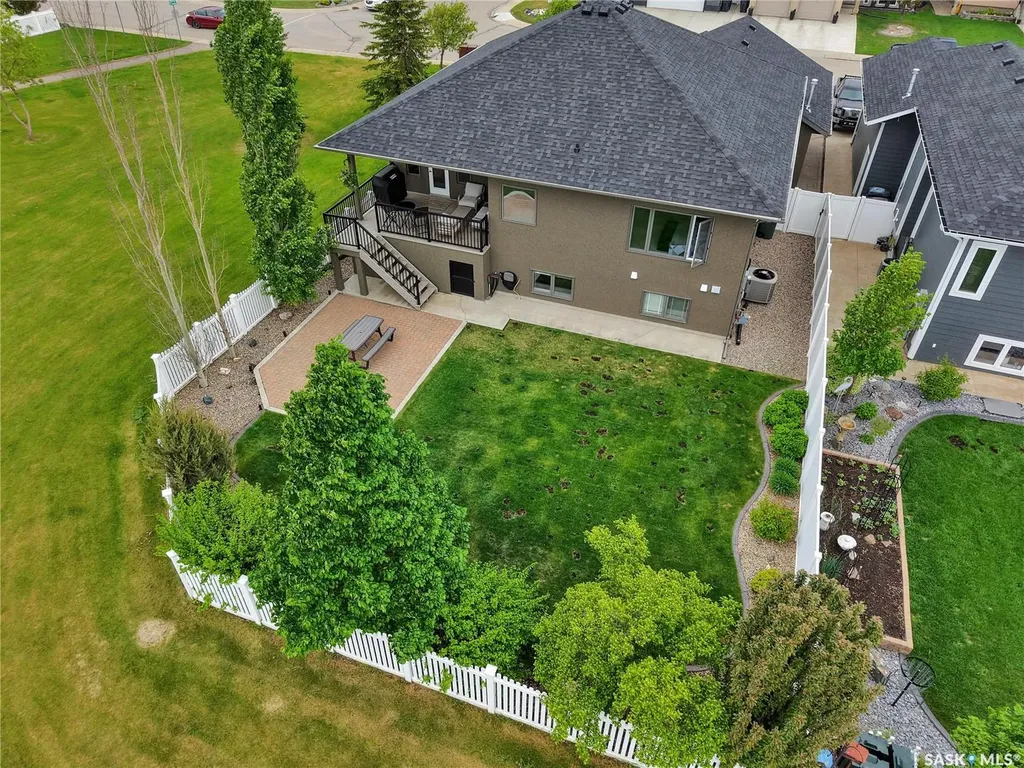 428 Faldo Crescent Warman SK S0K 4S1